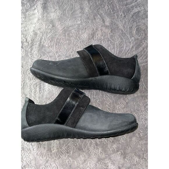 Naot BlackComfort Loafer Shoe Size 38 Leather Slip on Tane Buckle Detail - Picture 6 of 9